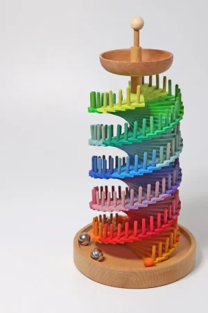Seizoensaanbieding Grimm's bouwset houten knikkerbaan in regenboogkleuren