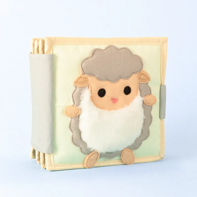 Uitverkoop Jolly Designs Quiet book Happy sheep, vanaf 4 maanden