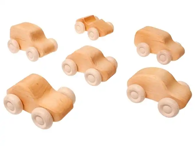 Direct Beschikbaar Grimms Zes blanke houten auto's in diverse vormen