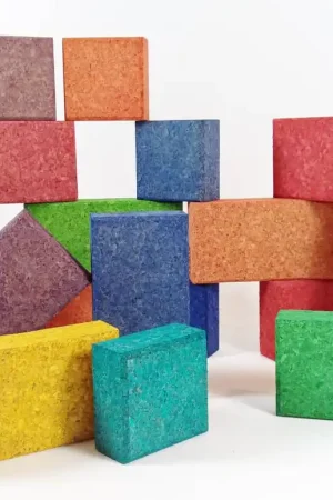 Lage Kosten KORXX Cuboid C Edu - 38 gekleurde kurk blokken in een vilten box