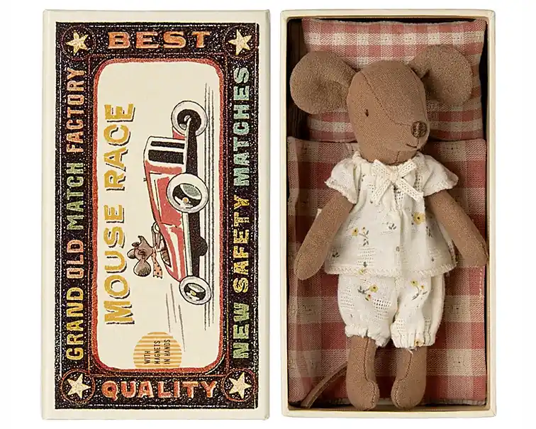 Must-Have Maileg grote zus muis in doosje, Big sister mouse in matchbox II