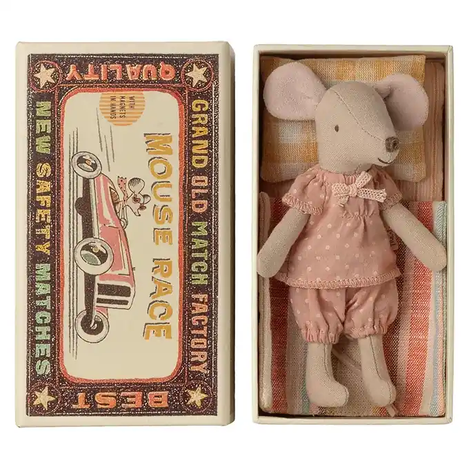 Direct Beschikbaar Maileg grote zus muis in doosje, Big sister mouse in matchbox III