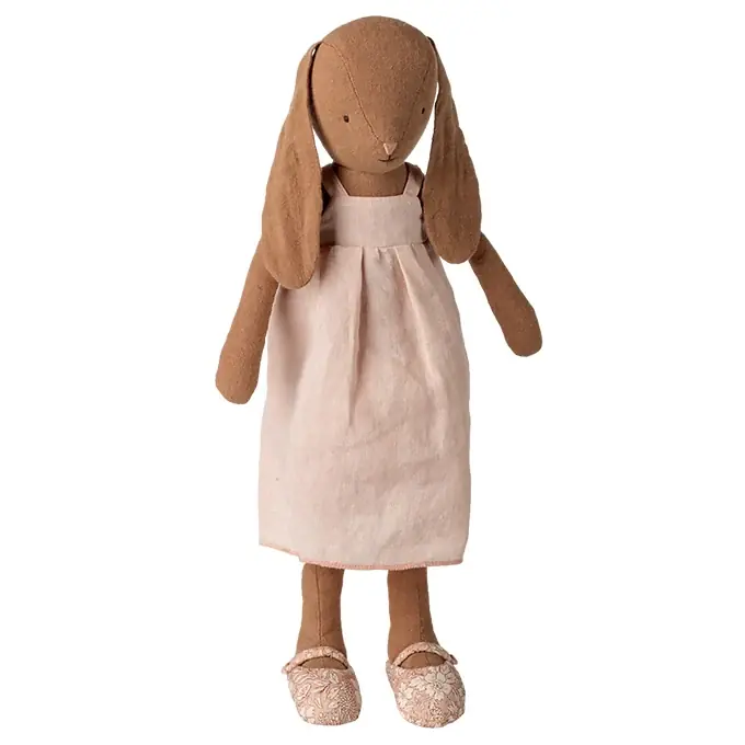 Maileg Bunny Size 3, Chocolate brown - Dress and shoes, 42 cm Beperkte Voorraad