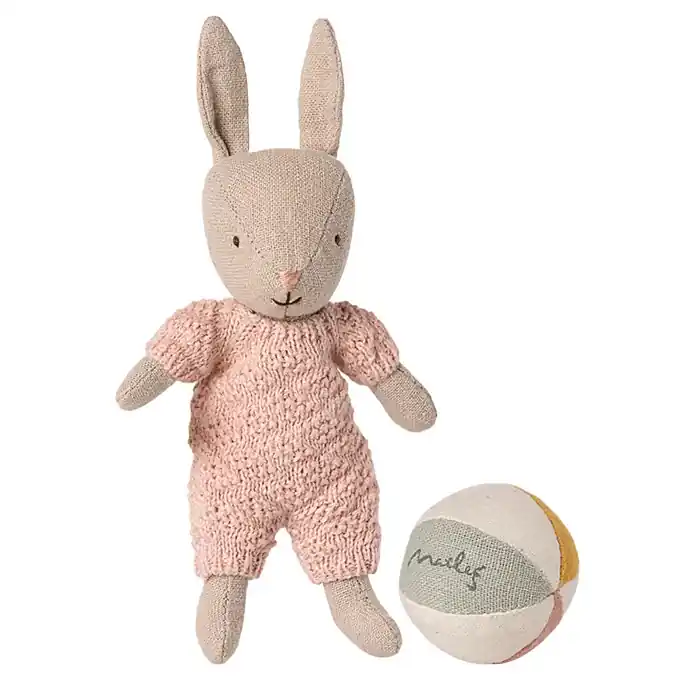 Aanbieding Maileg set konijntje met bal, Rabbit set, Micro - Sand - Rose, 13,5 cm