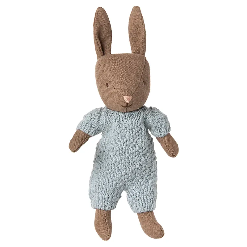 Voordeelprijs Maileg konijntje, Rabbit, Micro - Brown - Blue knitted suit, 13,5 cm