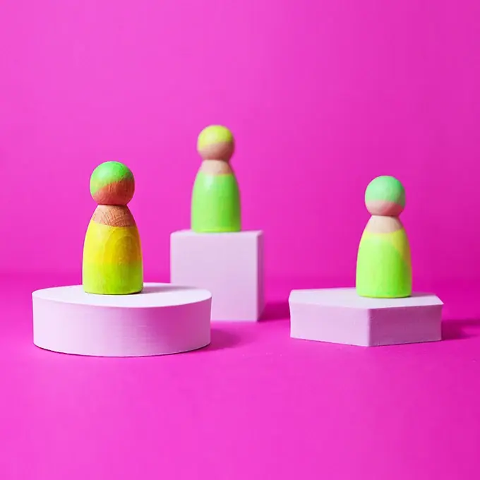 Grimm's 3 houten Neon Vriendjes/Poppetjes Groen Aanbieding