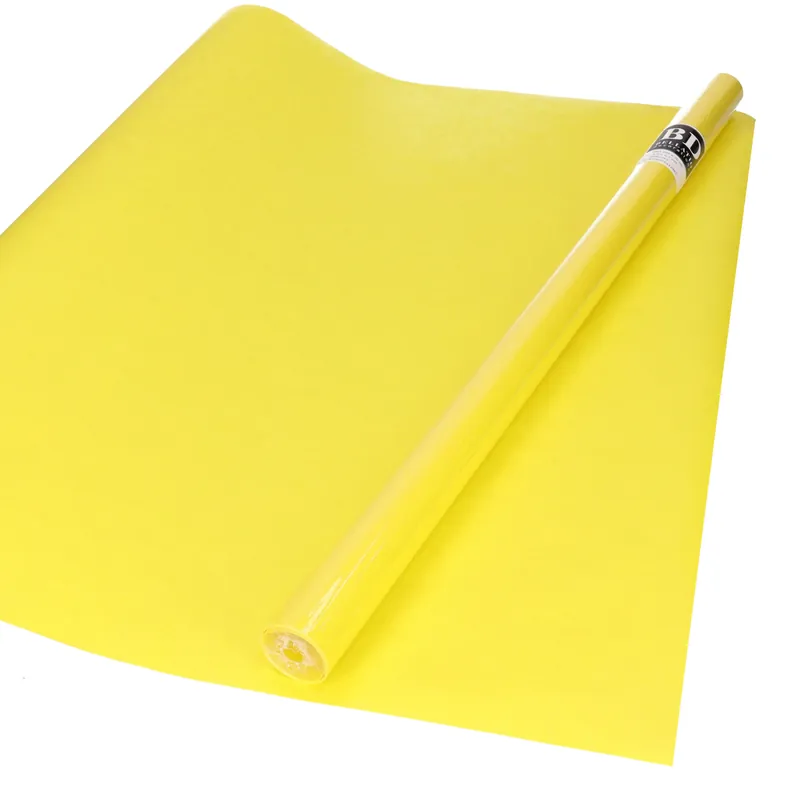 Bellatio decorations Cadeaupapier - geel - 200x70 cm - inpakpapier Merkproduct