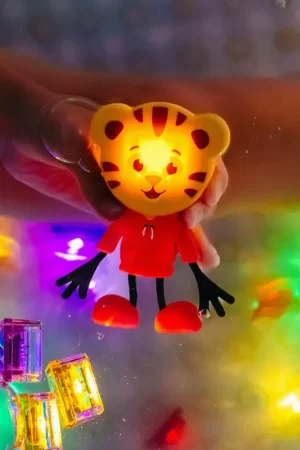 Actieprijs Glo Pals light up character Daniel Tiger 3jr+