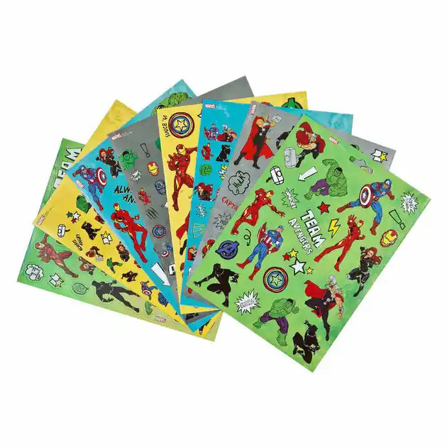 Koopje Stickerboek Avengers met 8 Vellen