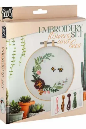 Beperkte Voorraad Borduurset Bloemen & Bijtjes