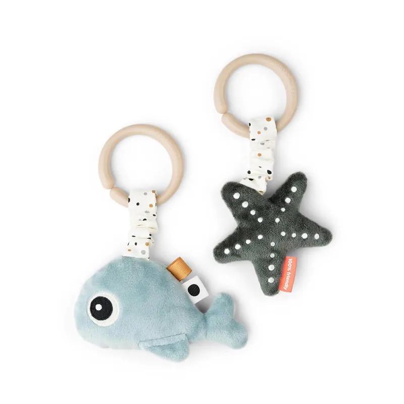 Betrouwbaar Done by Deer Hanging activity toy 2 pcs Wally (blue)