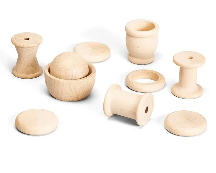 Beste Prijs Grapat - 10 houten vormen Treasure Basket - naturel