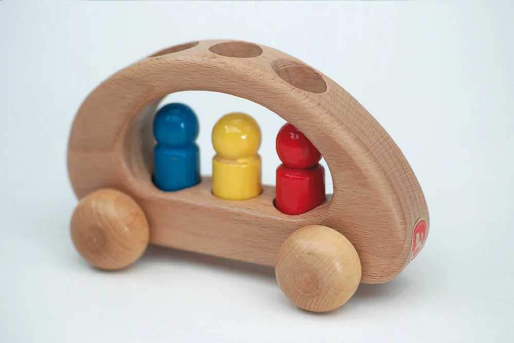 Must-Have Ostheimer gezinsauto met 3 kleine mannen